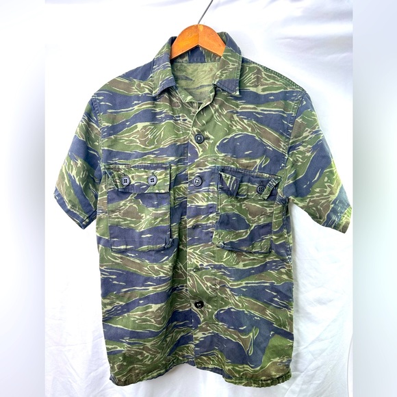 Vintage Vietnam War Tiger Stripes Shirt US Army Fatigue Camo Rare